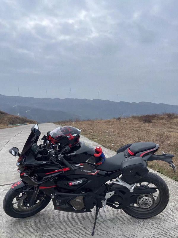 QJMOTOR 赛450