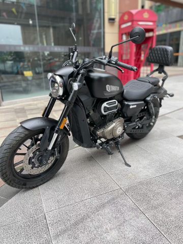 QJMOTOR 闪250