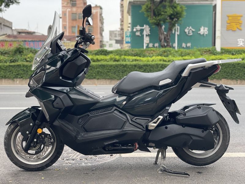 SYM三阳 Husky ADV 150