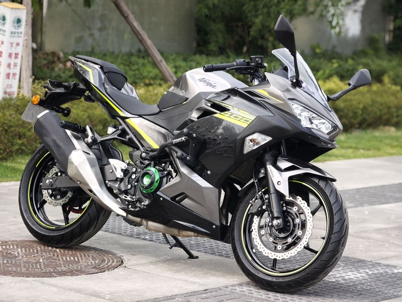 川崎 Ninja 400