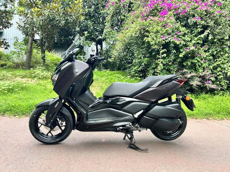 雅马哈 XMAX