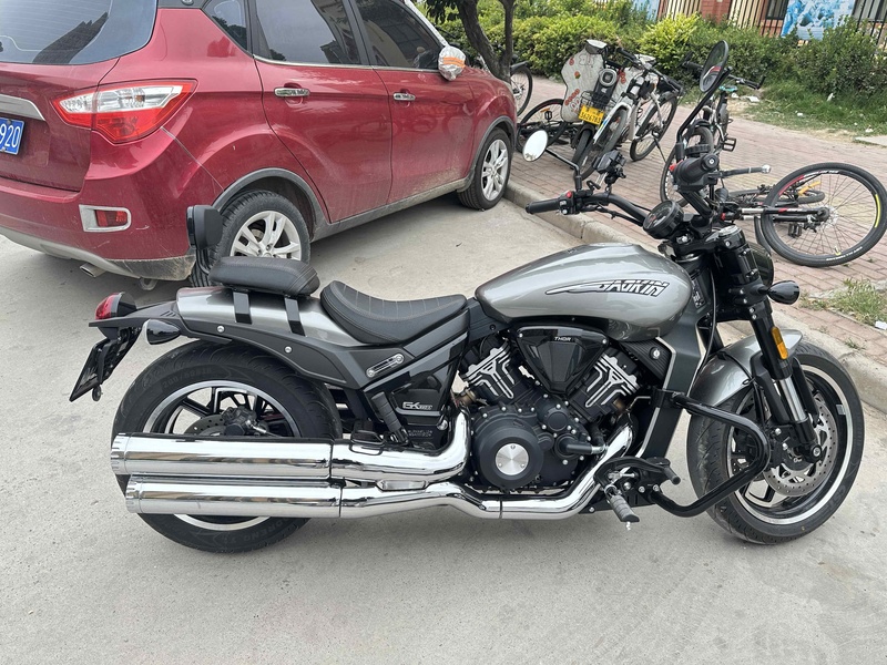 高金 Thor650 Bobber
