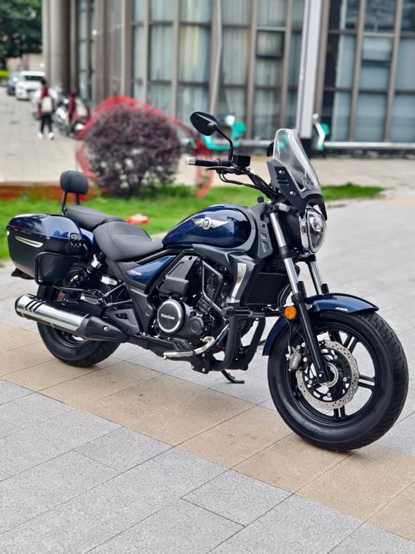 豪爵 TR300