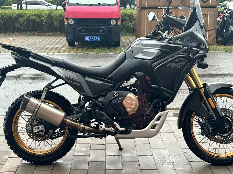无极 DS800X