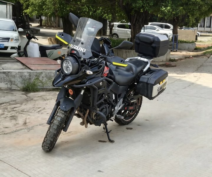 豪爵铃木 DL250