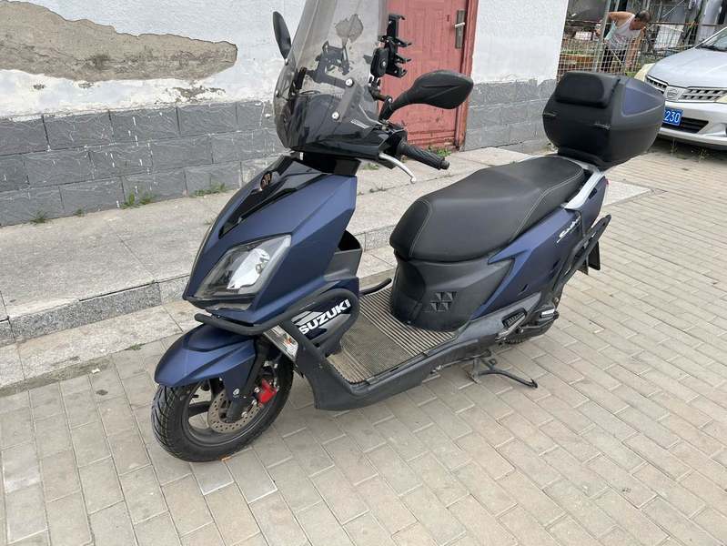 济南铃木 UY125