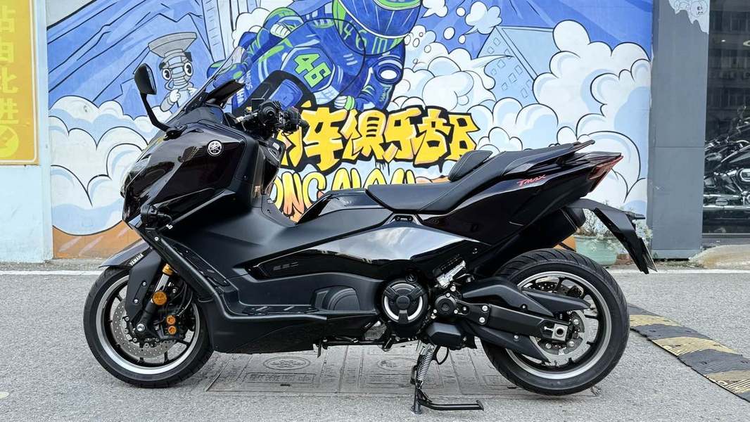 雅马哈 TMAX
