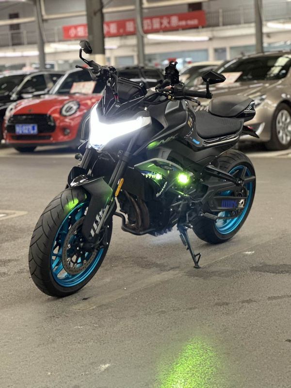 春风 800NK