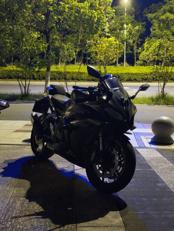 QJMOTOR 赛800