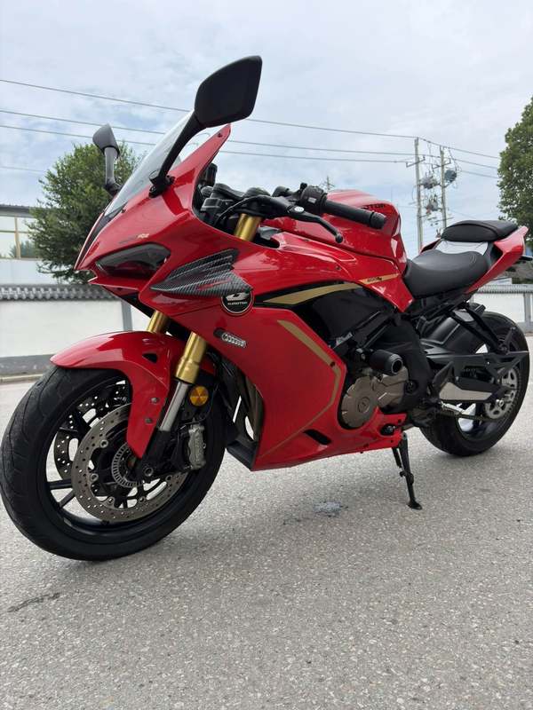 QJMOTOR 赛600