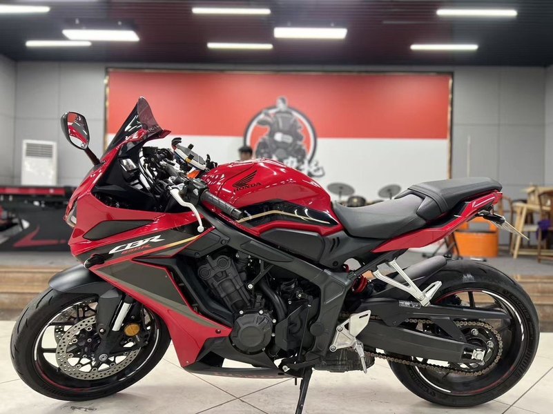 本田DREAMWING CBR650R
