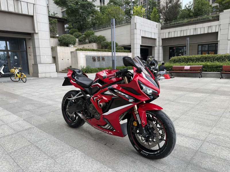 本田DREAMWING CBR650R