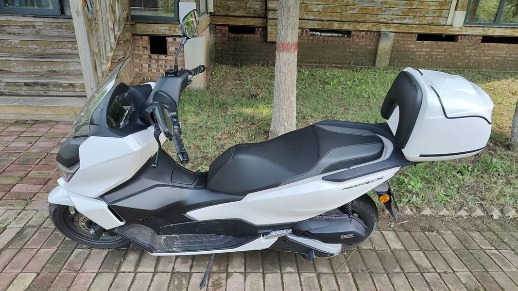 新大洲本田 NS150GX