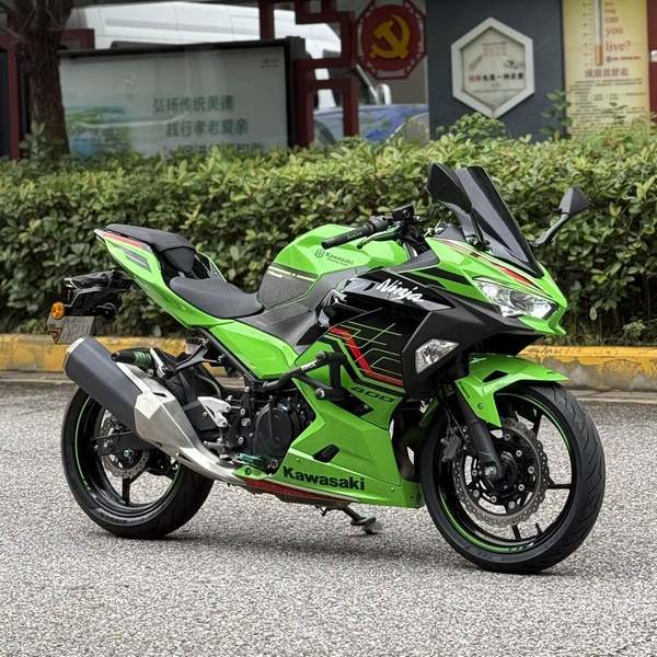 川崎 Ninja 400