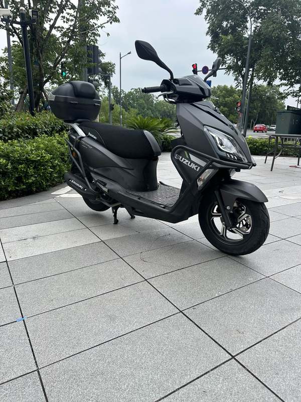 济南铃木 UY125