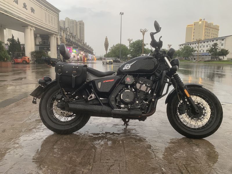 长江 Bobbie ll 700i