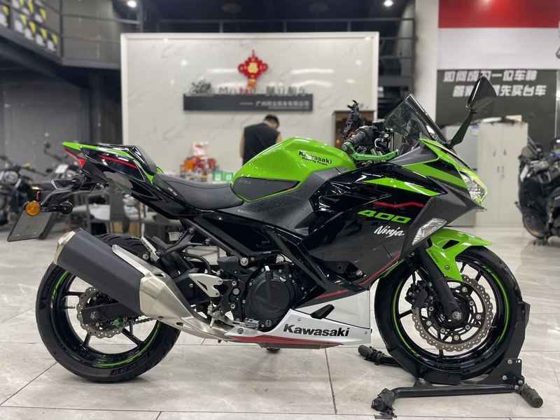 川崎 Ninja 400