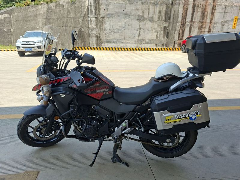 豪爵铃木 DL250