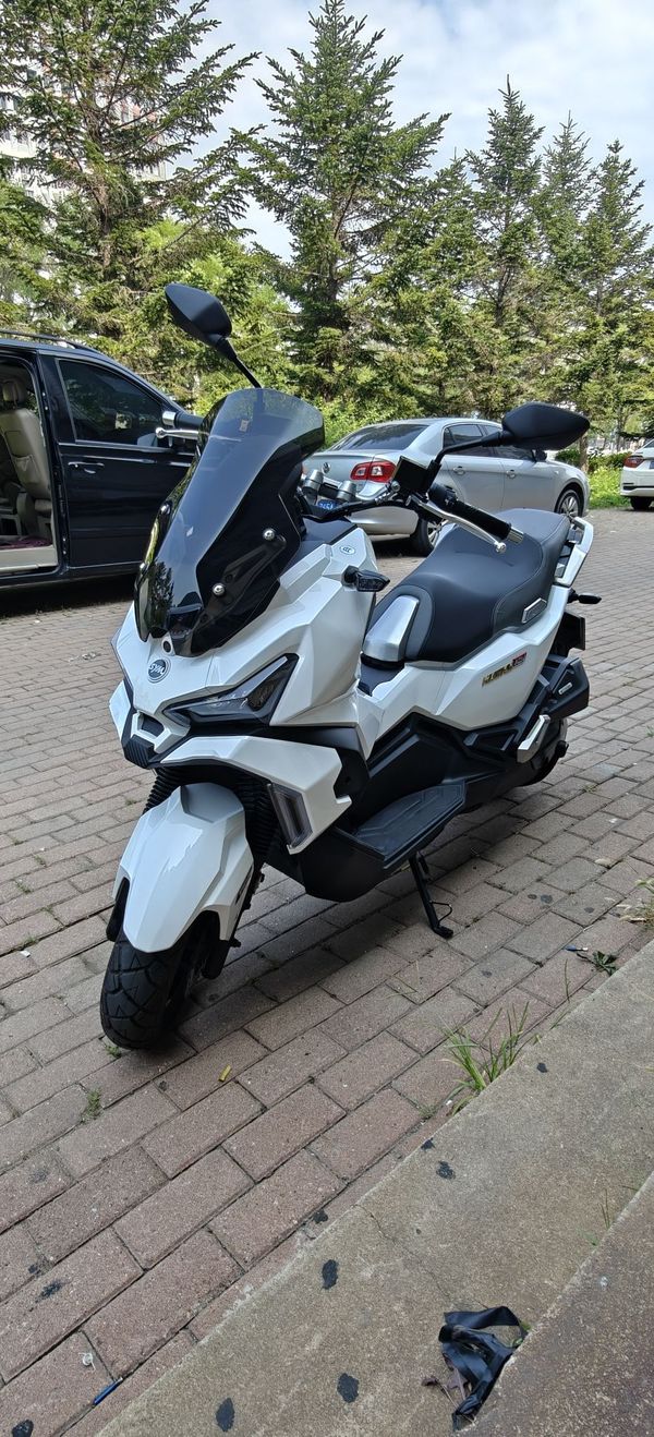 SYM三阳 Husky ADV 150