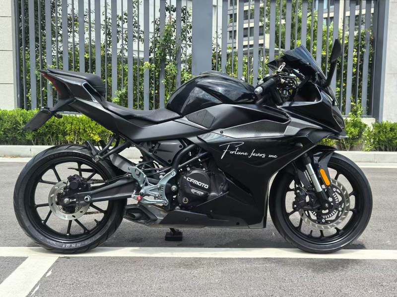 春风 250SR