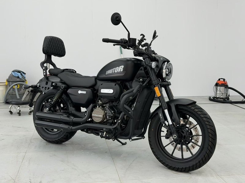 QJMOTOR 闪250