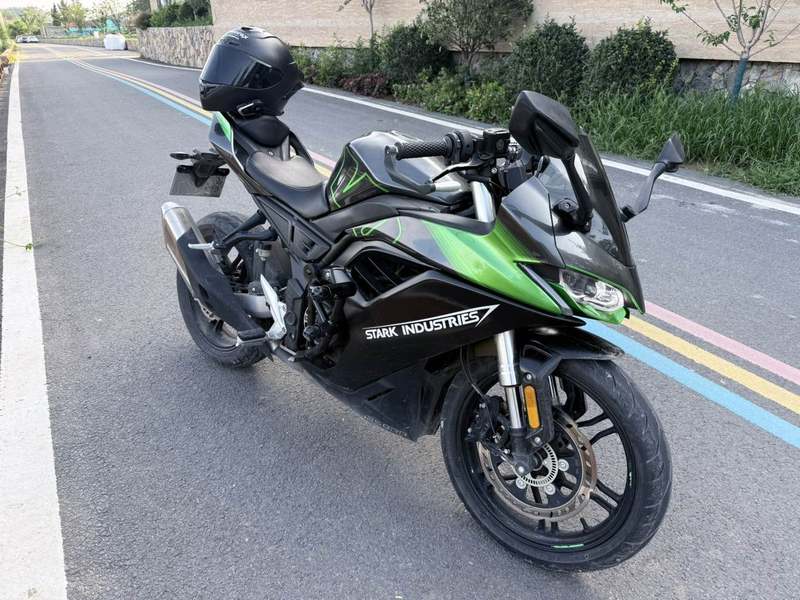 无极 250RR