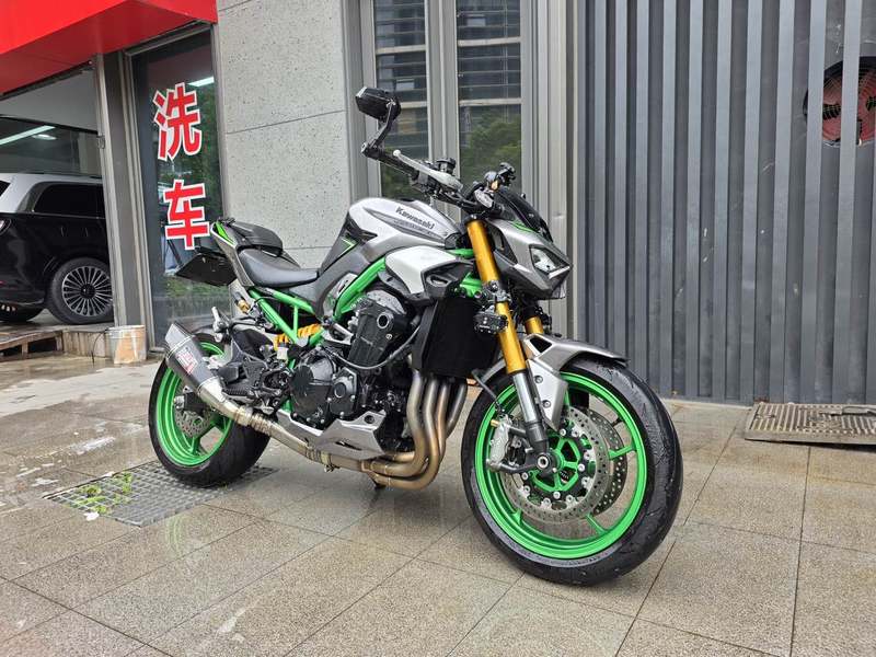 川崎 Z900