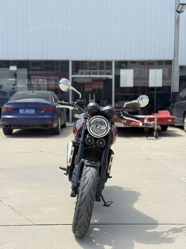 张雪机车 500F