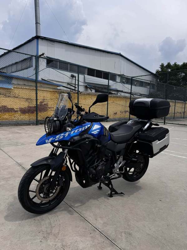 豪爵铃木 DL250