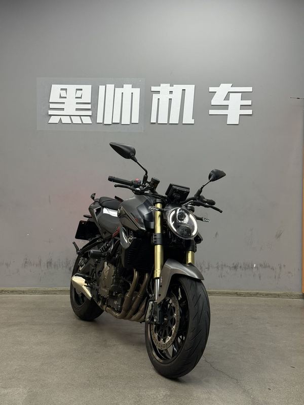 QJMOTOR 追600