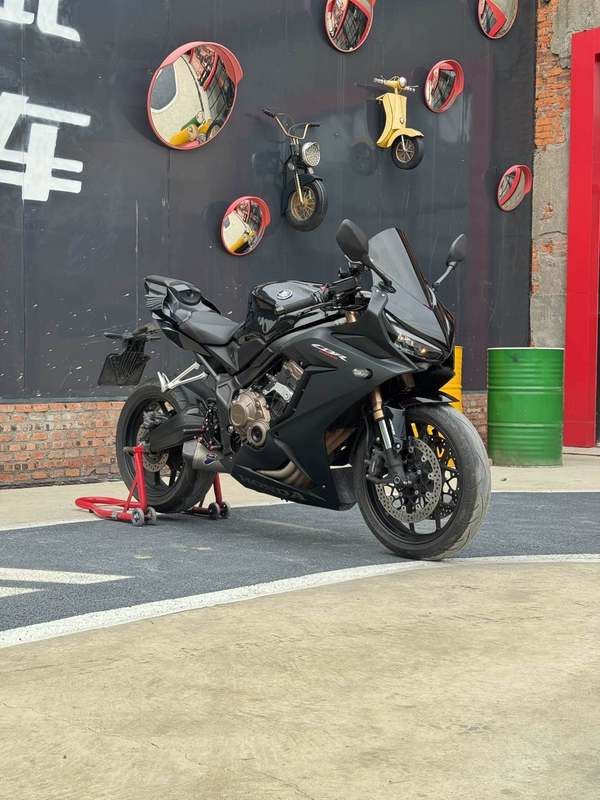 本田DREAMWING CBR650R