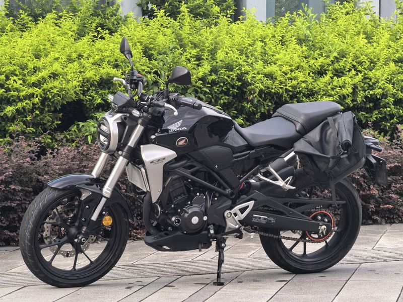 本田WING CB300R