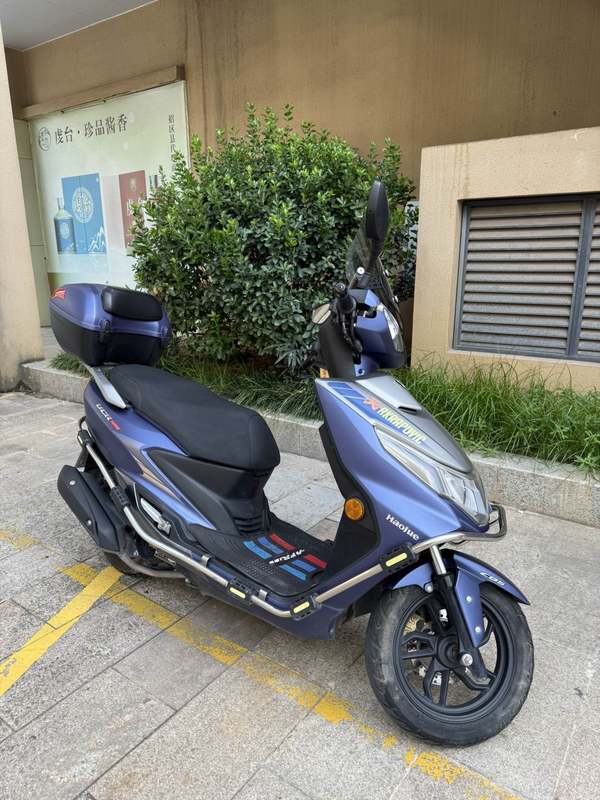 豪爵 UCR125