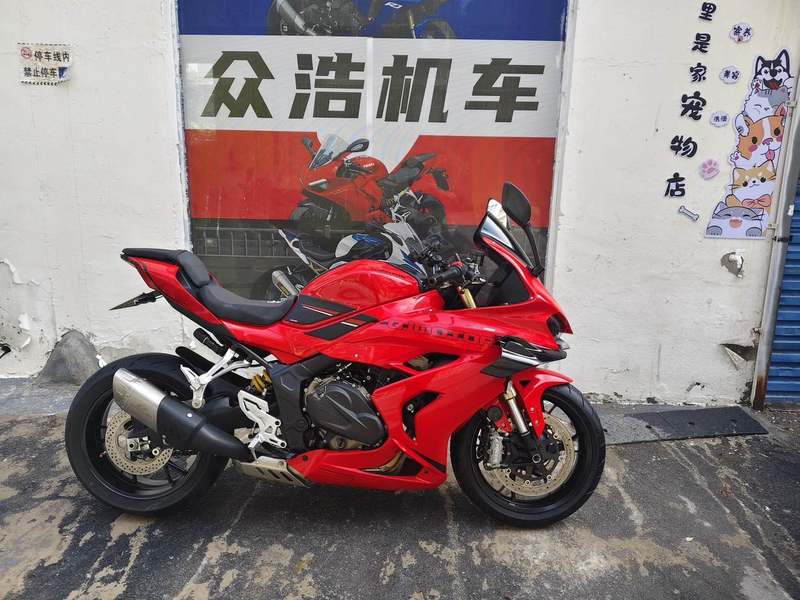 QJMOTOR 赛600