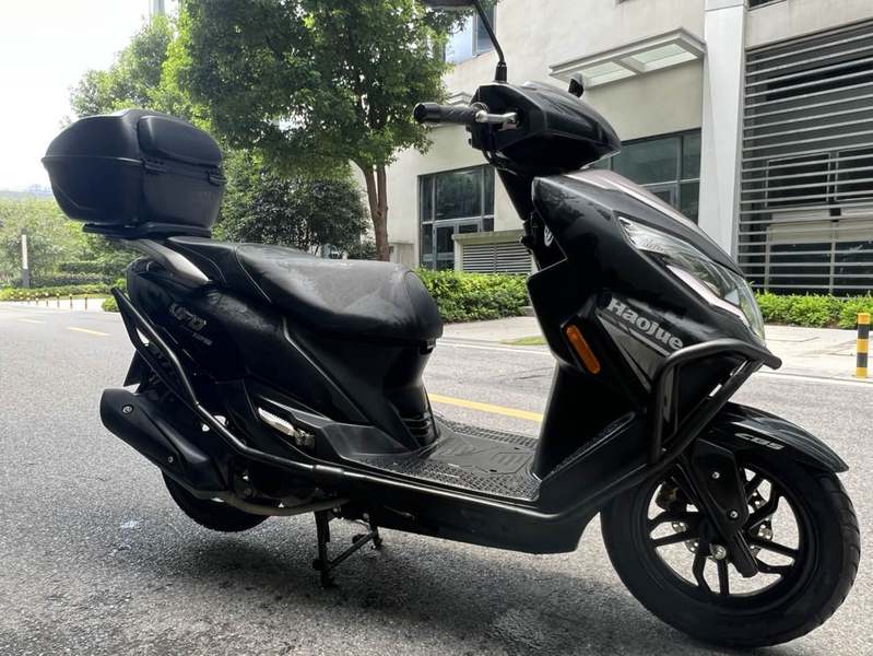 豪爵 UFD125