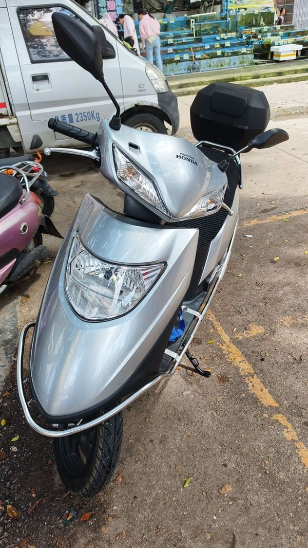 新大洲本田 NS125U