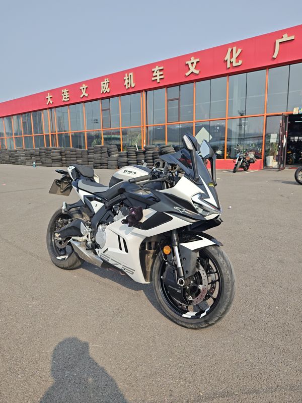 春风 675SR