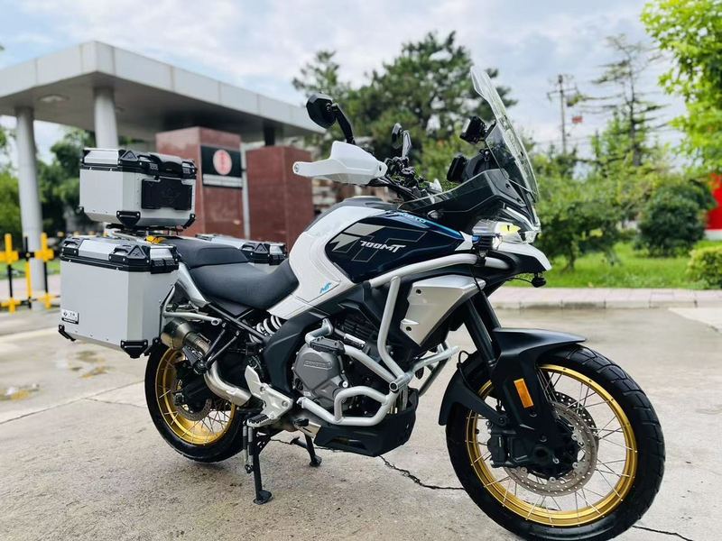 春风 700MT