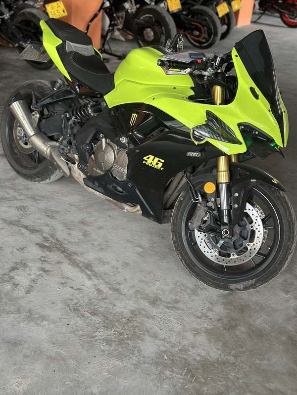 QJMOTOR 赛600