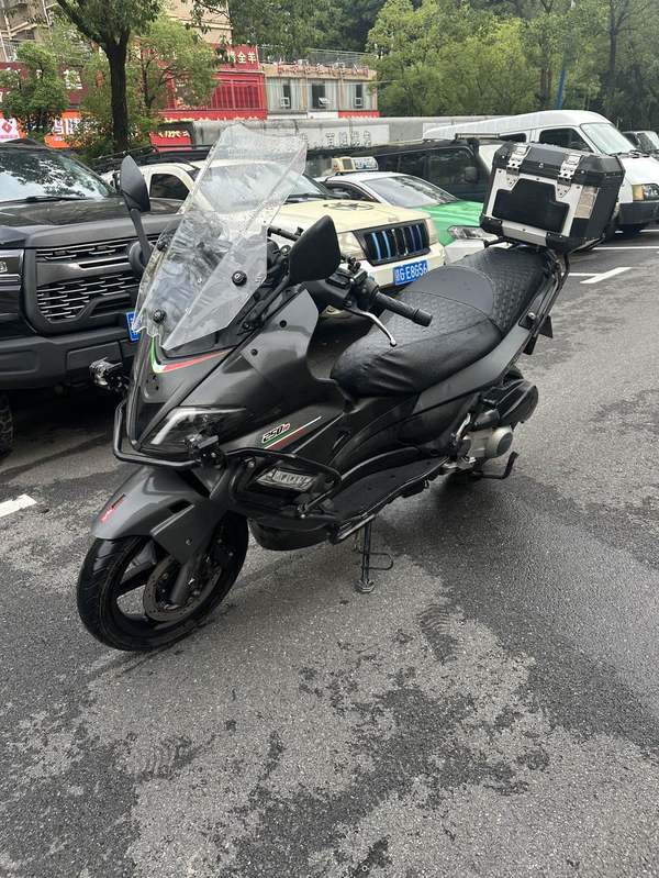 宗申阿普利亚 SR Max 250