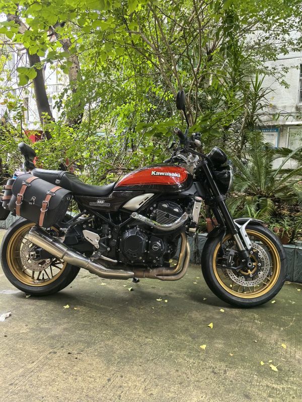 川崎 Z900RS