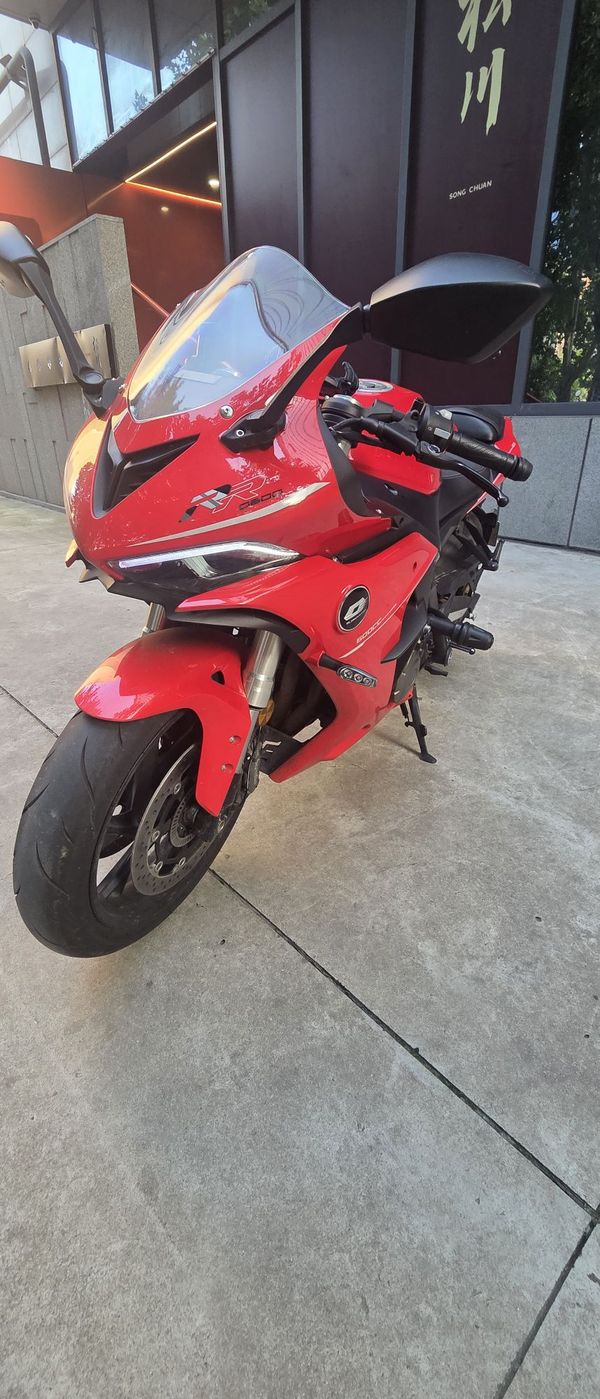 QJMOTOR 赛600