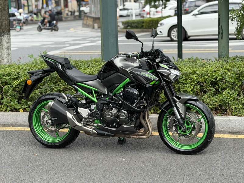 川崎 Z900