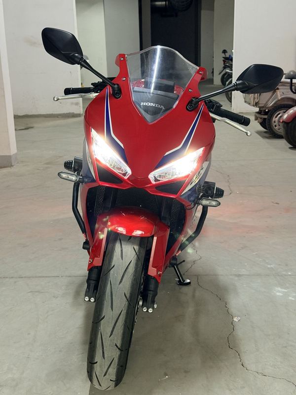 本田DREAMWING CBR650R