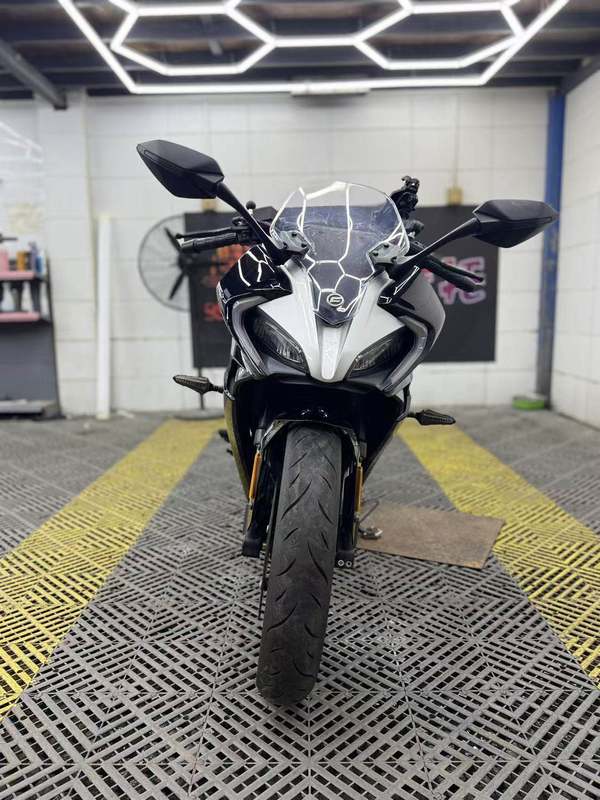 春风 250SR