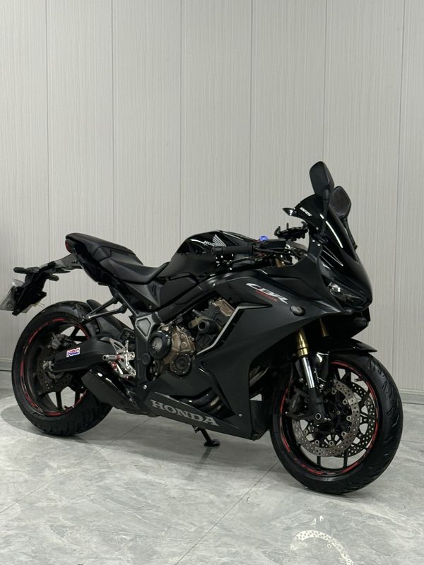 本田DREAMWING CBR650R