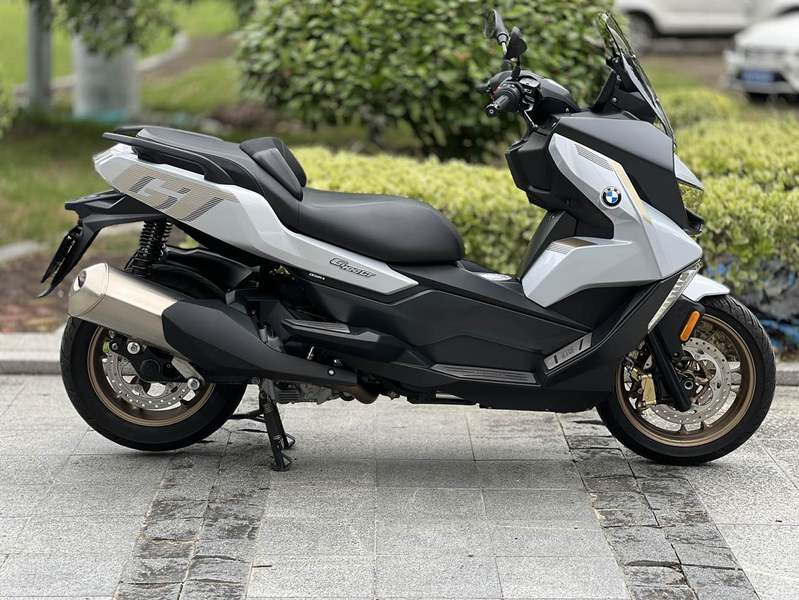 宝马 C 400