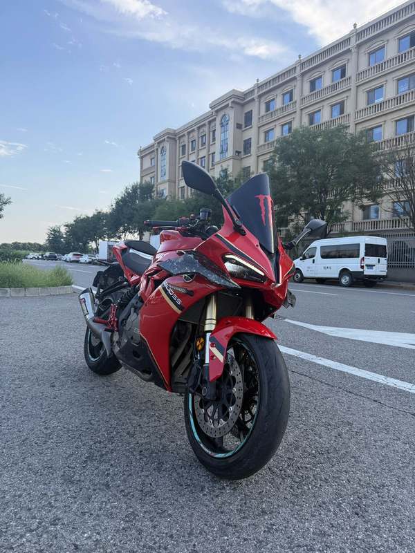 QJMOTOR 赛600