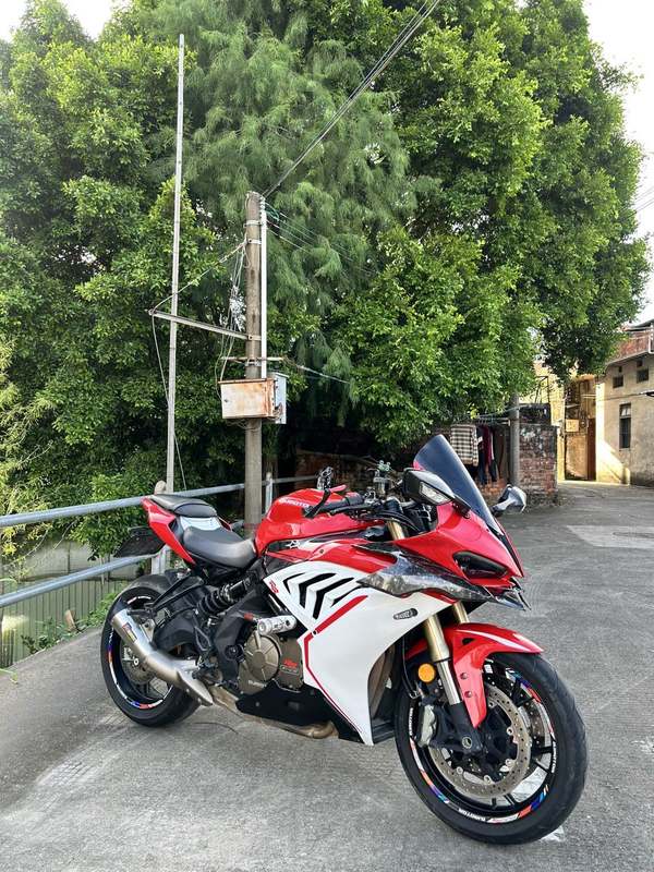 QJMOTOR 赛600