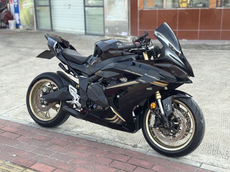 QJMOTOR 赛800